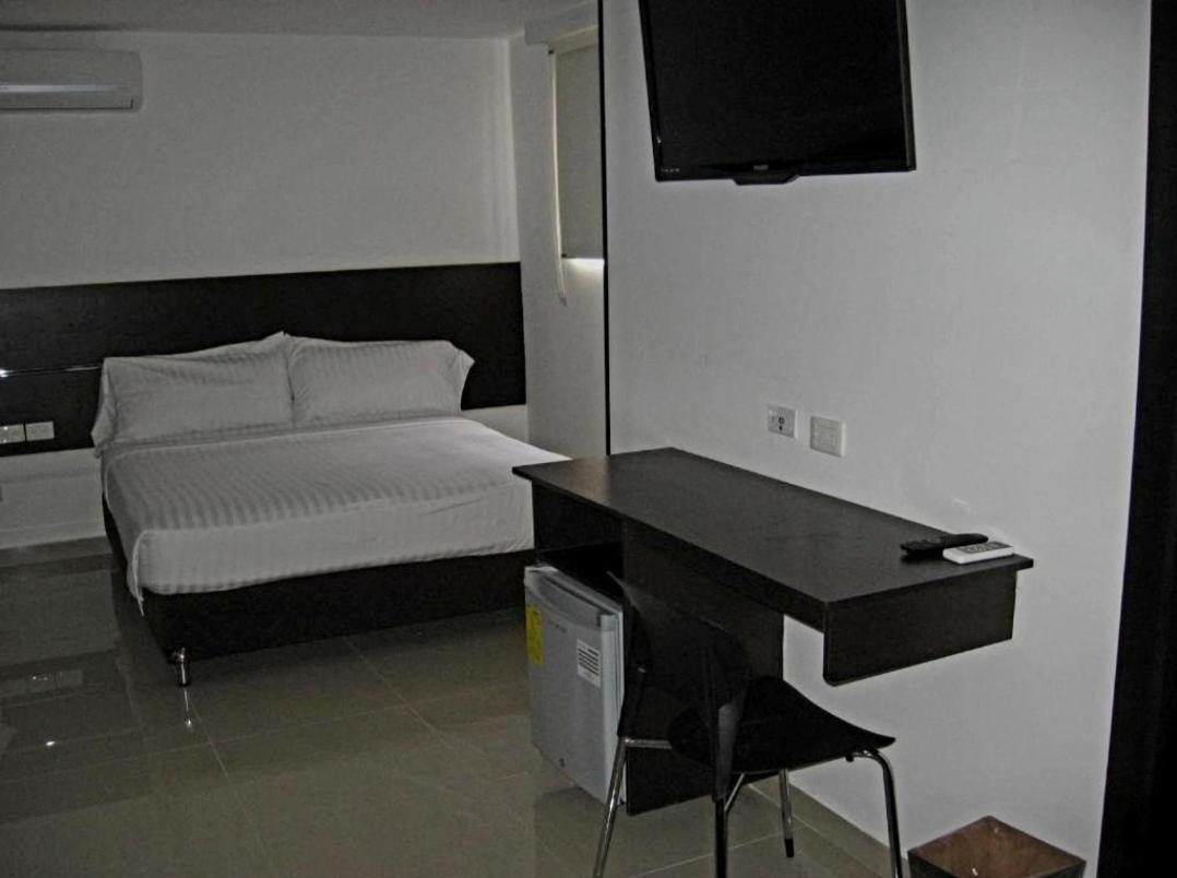 קאלי Aw Hotel Sport מראה חיצוני תמונה