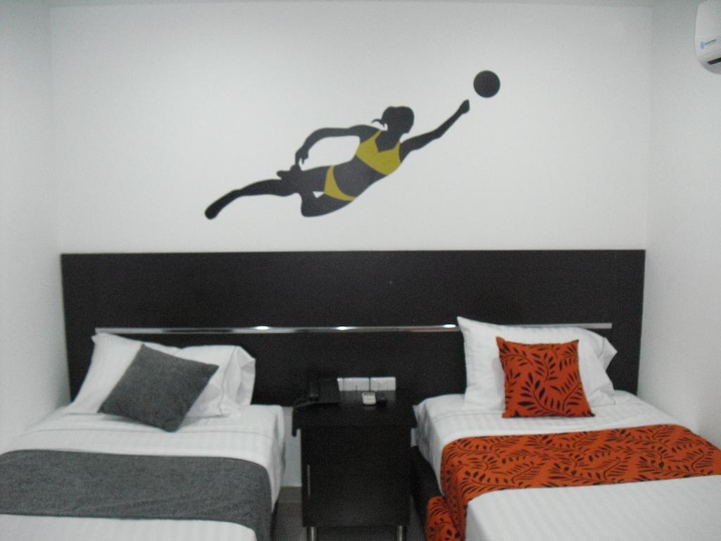 קאלי Aw Hotel Sport מראה חיצוני תמונה