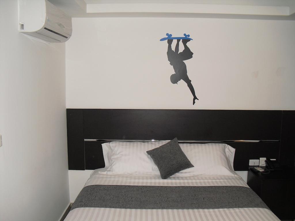 קאלי Aw Hotel Sport מראה חיצוני תמונה